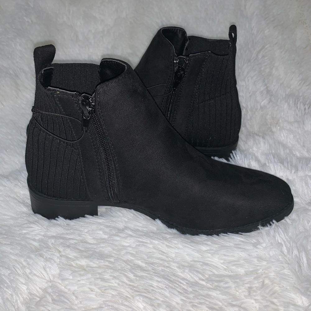 Ellen Tracy booties size 7 Brand new!